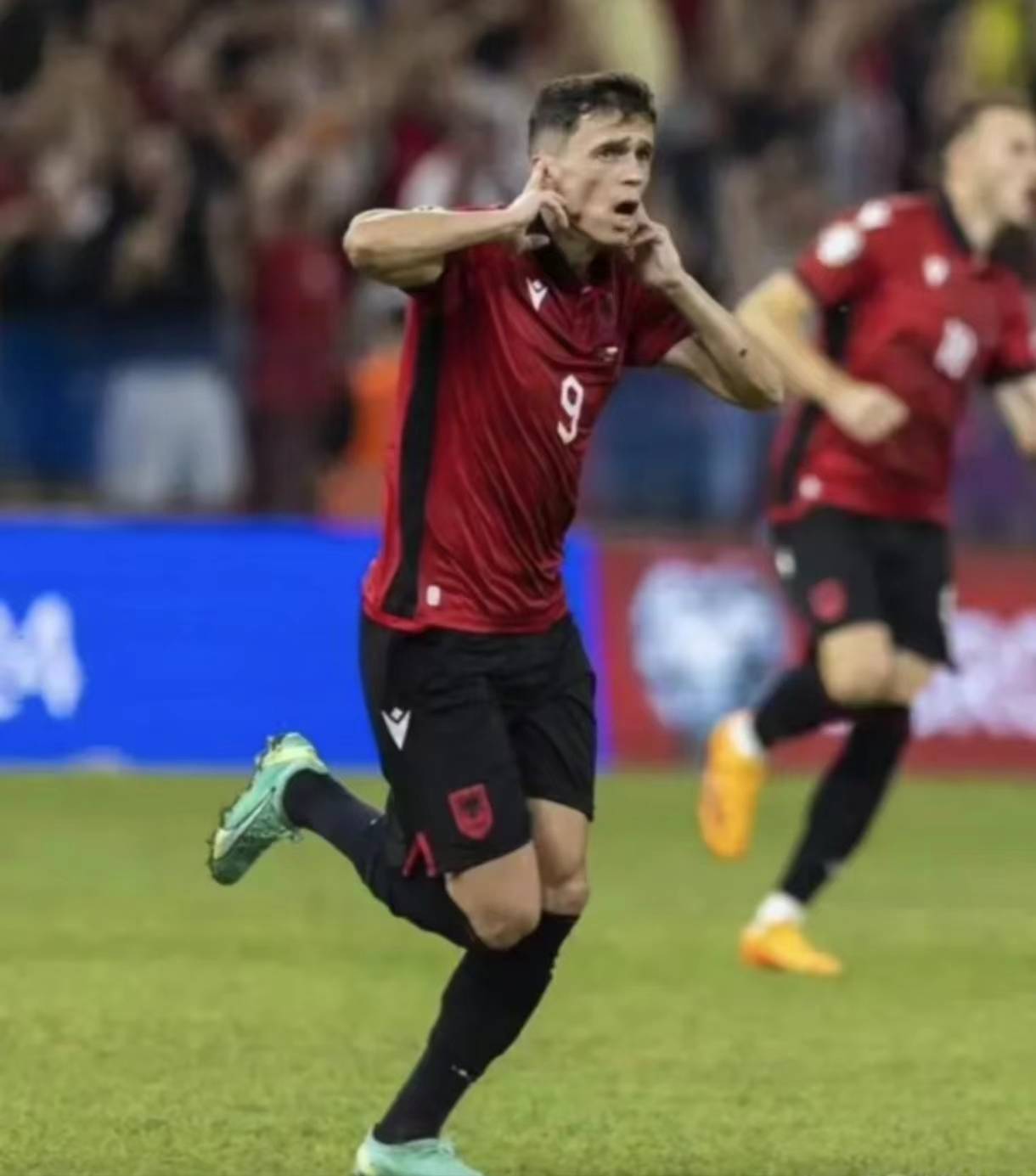 克罗地亚球队士气低迷，需调整状态的简单介绍