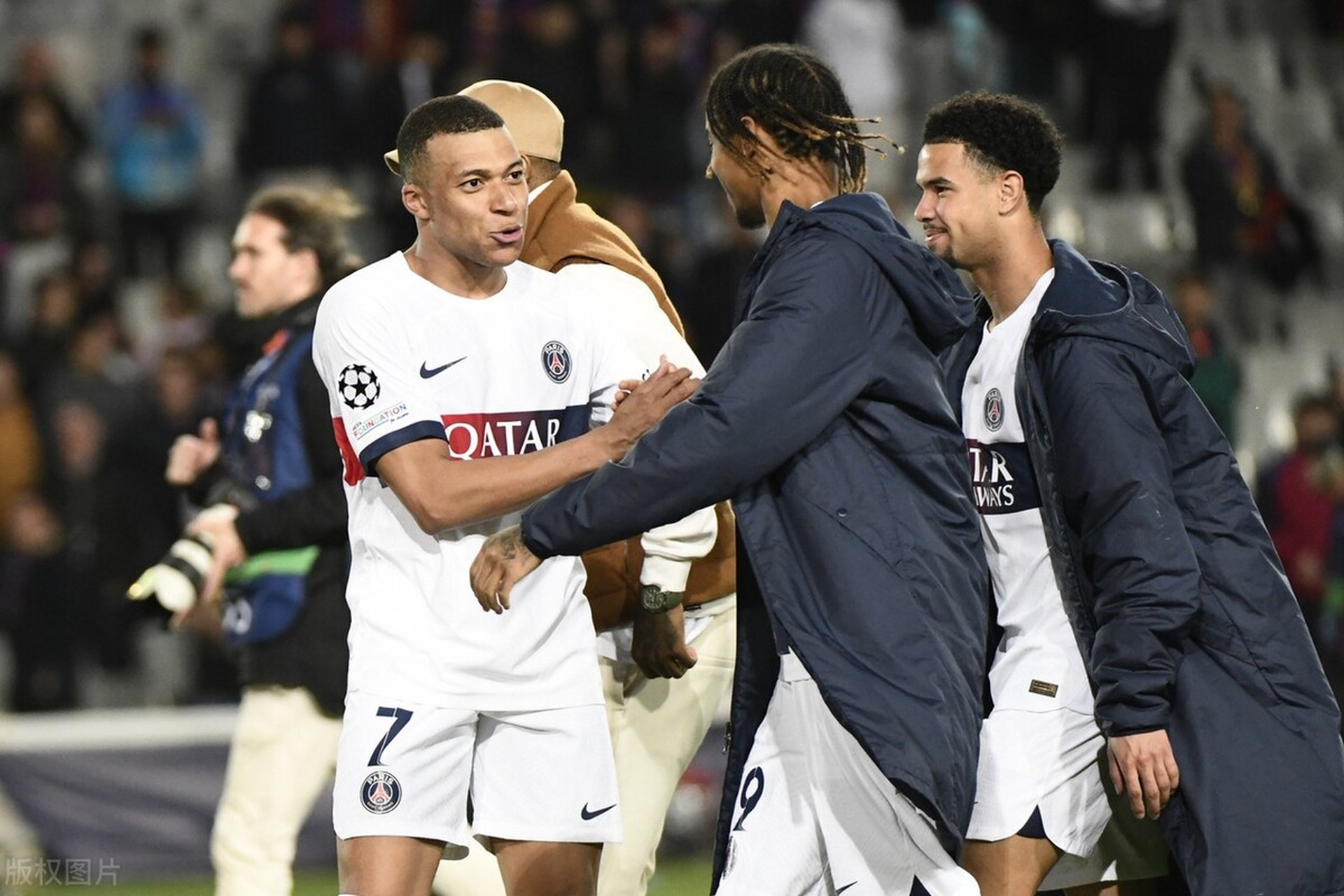 关于姆巴佩致胜，巴黎圣日耳曼豪取三分的信息